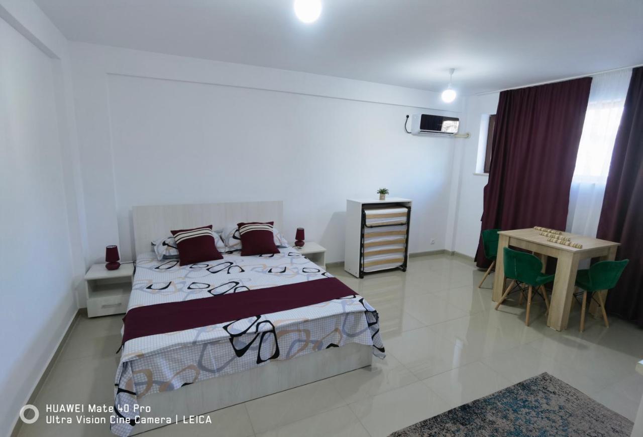 Apartamento Garsoniera de la mare Mangalia Exterior foto