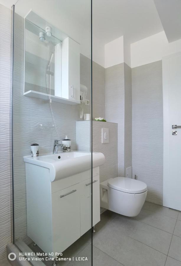 Apartamento Garsoniera de la mare Mangalia Exterior foto