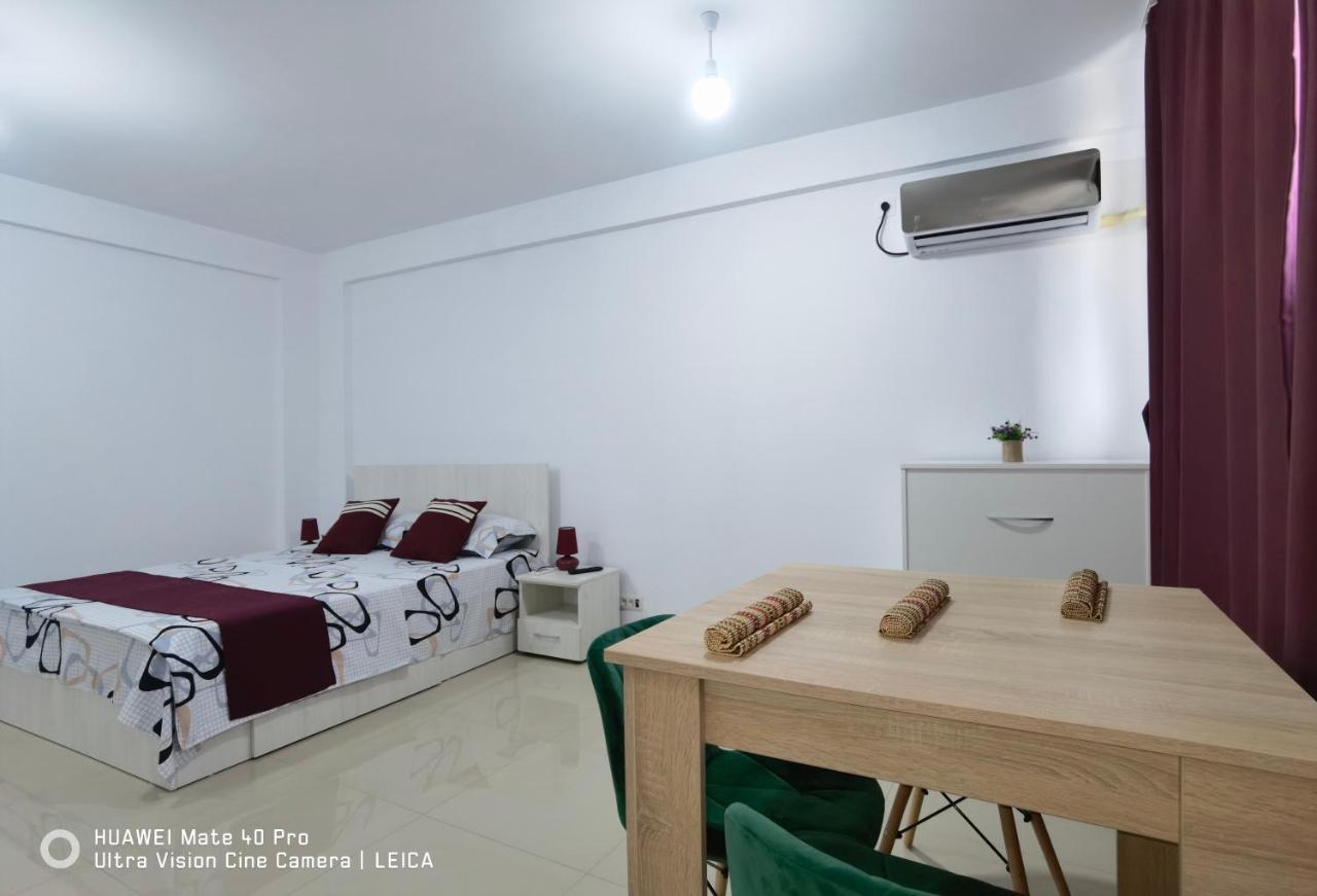Apartamento Garsoniera de la mare Mangalia Exterior foto